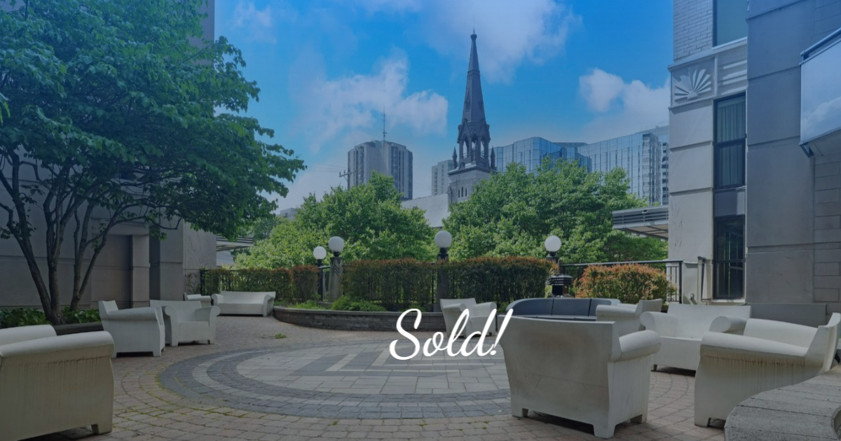 This beauty condo at The Hudson is now sold!  I hope the buyer enjoys the views as much as I did.